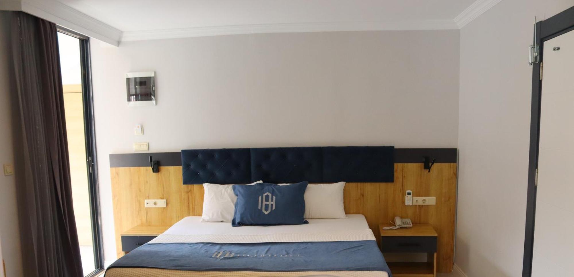 Hann Hotel *